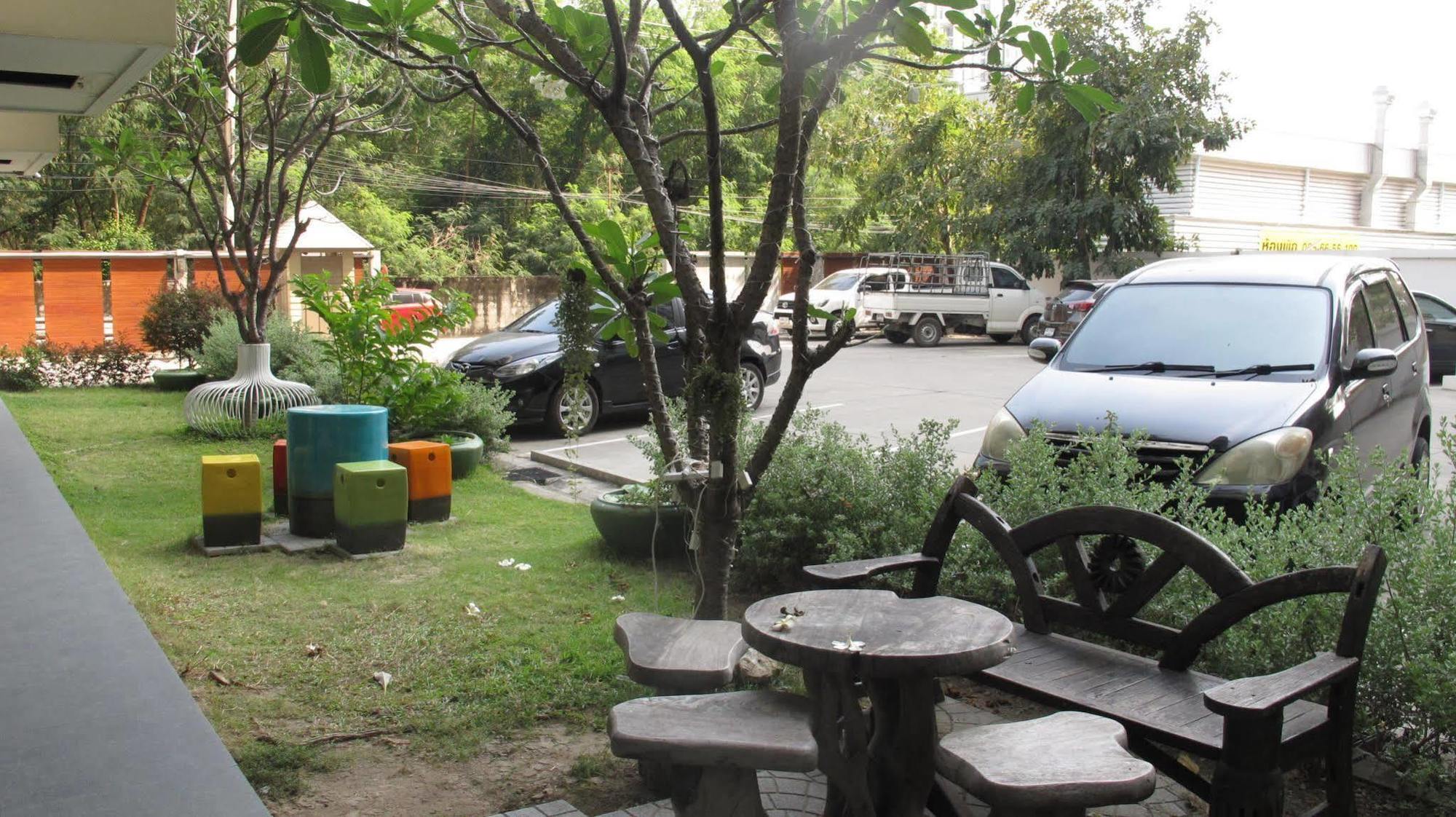 U431 Chaengwattana Otel Nonthaburi Dış mekan fotoğraf